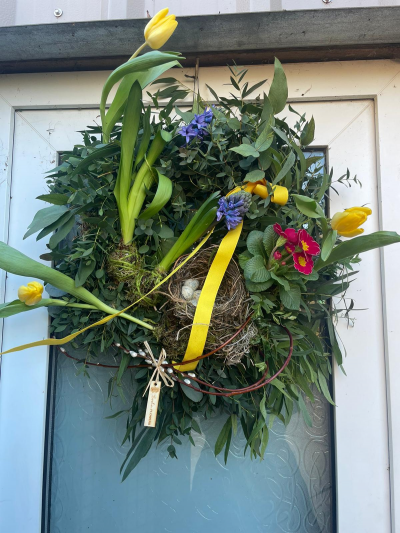 Spring Wreath Workshop 24th February 2024 - At the end of the workshop, proudly take home your handcrafted spring wreath. Display it proudly on your door or in your home, bringing the essence of spring indoors.
